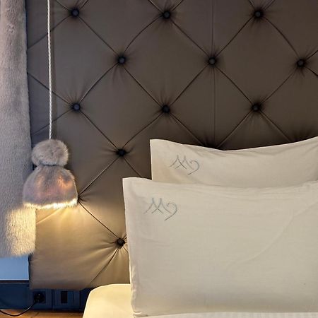 Les Secrets - Suites & Apartments Монтрион Екстериор снимка