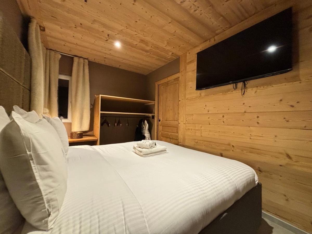 Les Secrets - Suites & Apartments Монтрион Екстериор снимка
