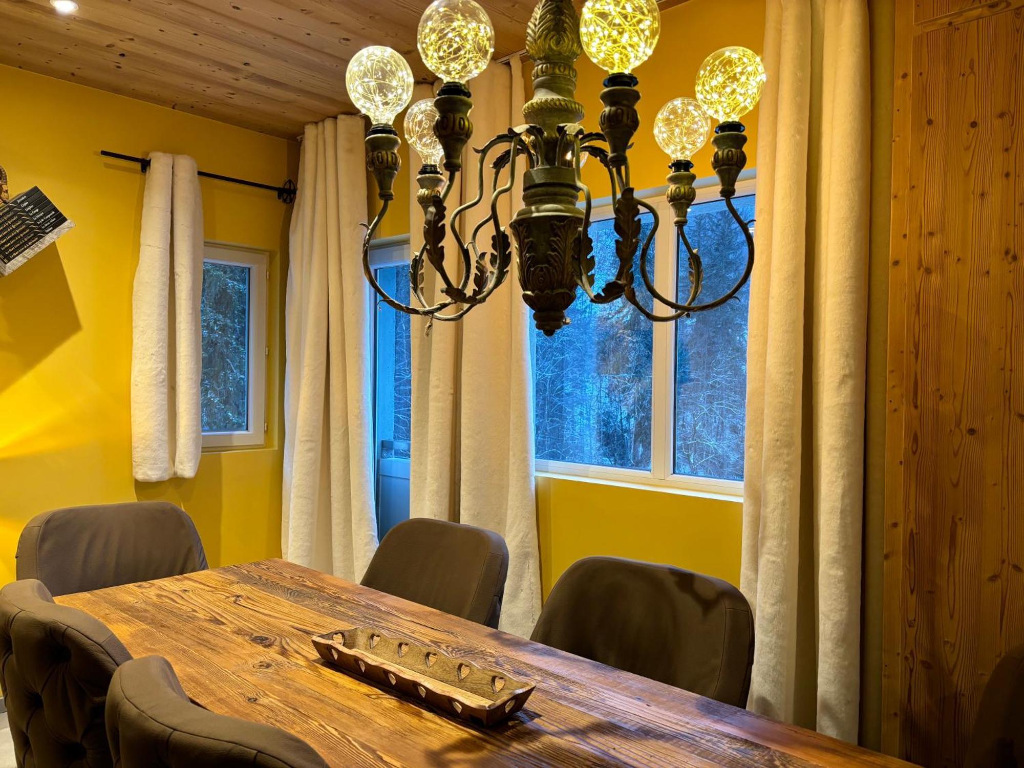 Les Secrets - Suites & Apartments Монтрион Екстериор снимка