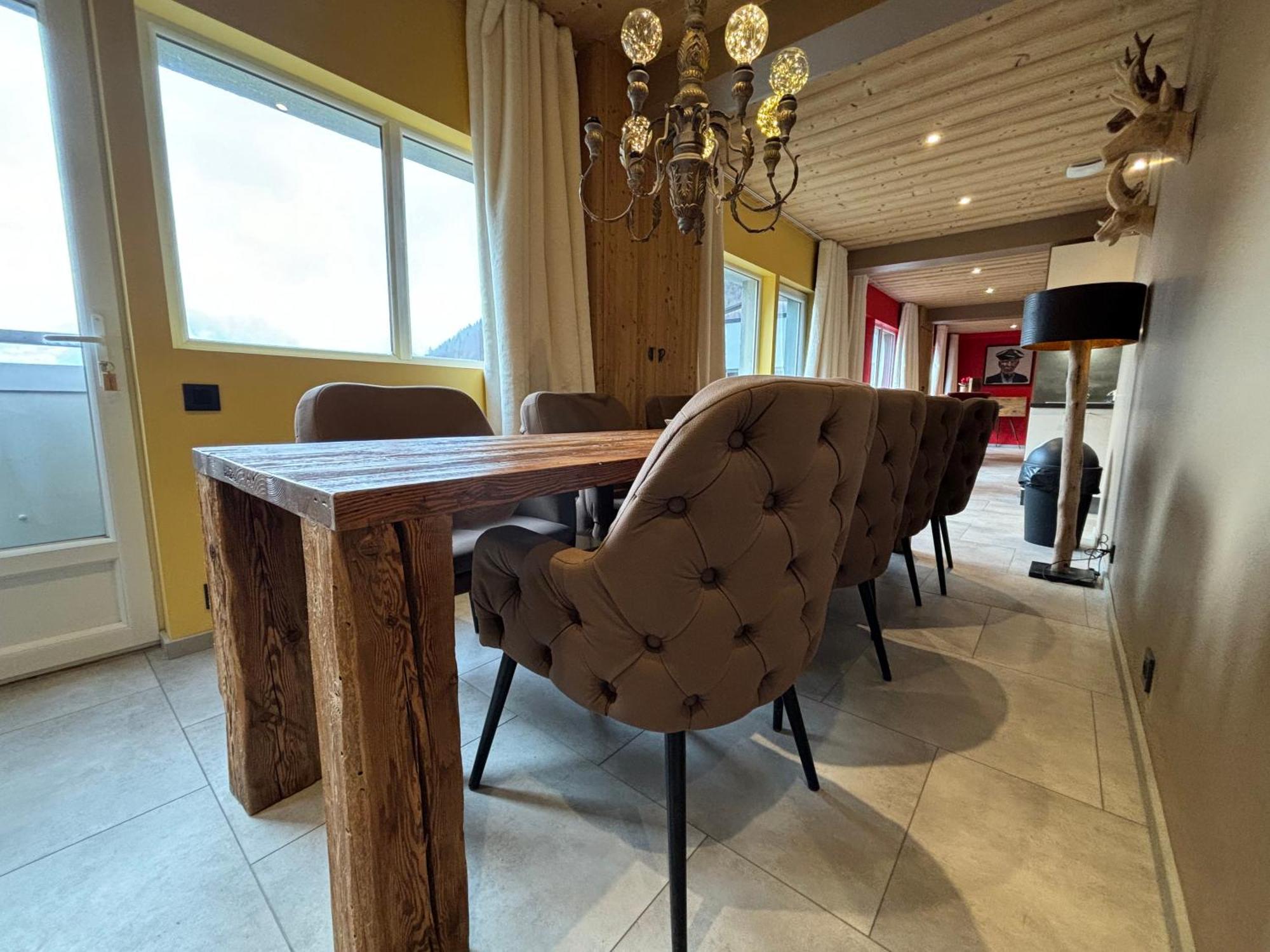 Les Secrets - Suites & Apartments Монтрион Екстериор снимка