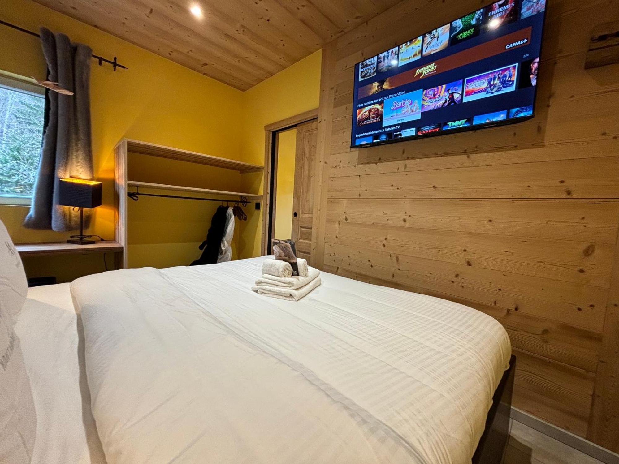 Les Secrets - Suites & Apartments Монтрион Екстериор снимка