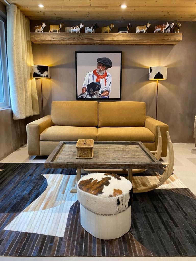 Les Secrets - Suites & Apartments Монтрион Екстериор снимка