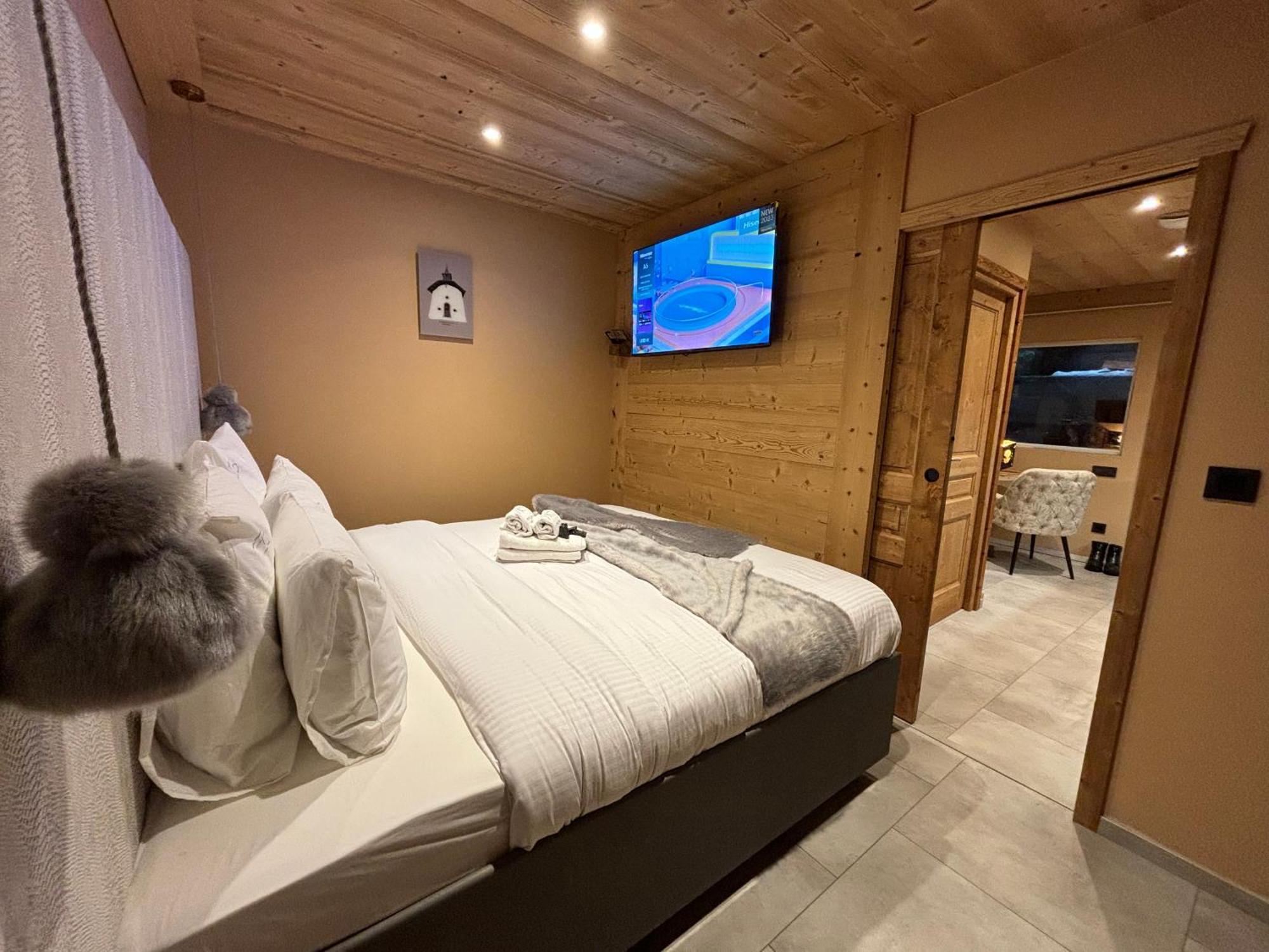 Les Secrets - Suites & Apartments Монтрион Екстериор снимка